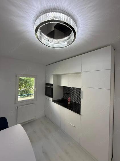 Apartament cu 2 camere decomandat în Ultracentral