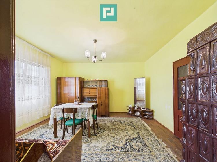 Casă individuală cu 2 camere cu Teren 4707 Mp în Hălmăgel