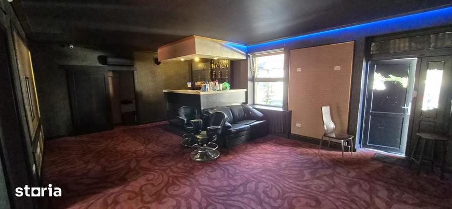 Spațiu comercial, de 80 mp, în Complex Studențesc