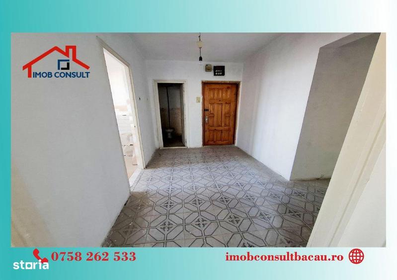 Apartament cu 3 camere decomandat în Banca Națională