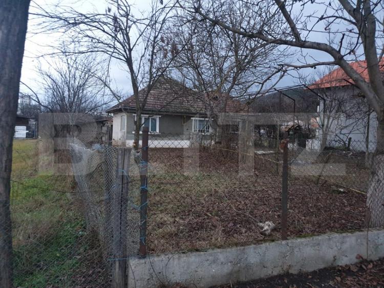 Teren 1.400 mp cu utilita?i la strada, ideal pentru casa - 1