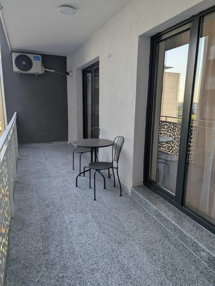 Apartament cu 2 camere decomandat în Cățelu