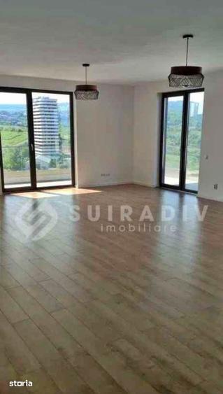 Apartament cu 4 camere decomandat în Zorilor