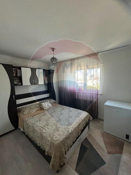 Apartament cu 3 camere de vânzare - 5