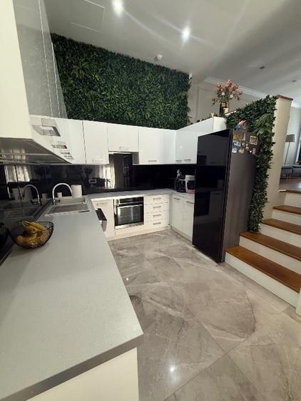 Duplex cu 5 camere cu Canalizare în Tunari