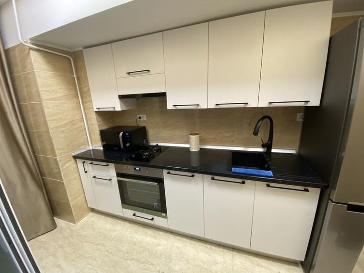 Apartament cu 2 camere decomandat în Exterior Vest