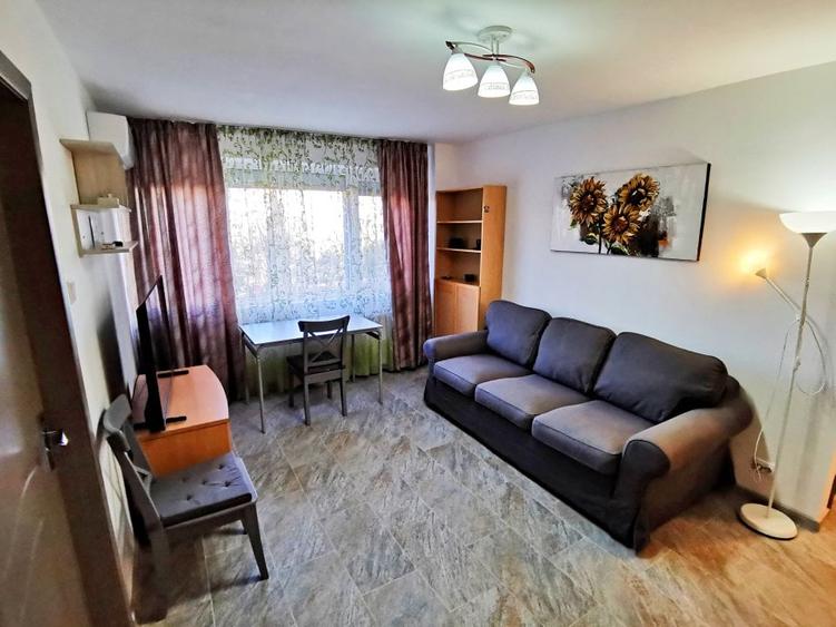 Apartament cu 2 camere semidecomandat, mobilat în Iancului