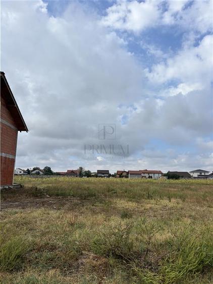 Teren Construcții intravilan de 668 mp, în Moșnița Veche