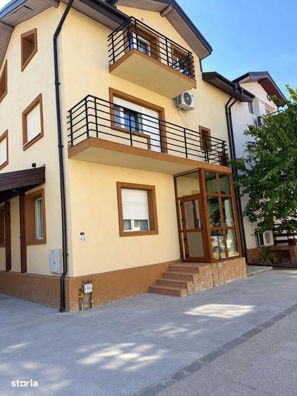 Casă cu 4 camere cu Teren 250 Mp în Corbeanca
