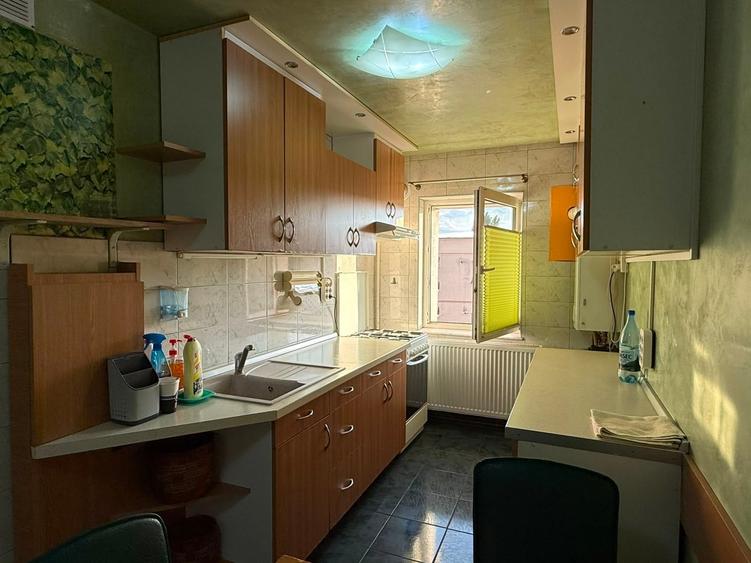 Apartament cu 2 camere decomandat în Triaj