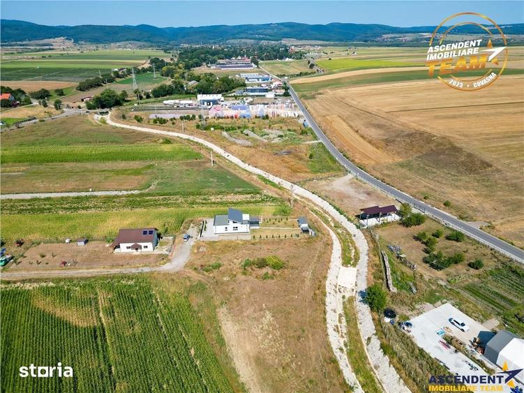 Teren de 824 mp, în Arcuș