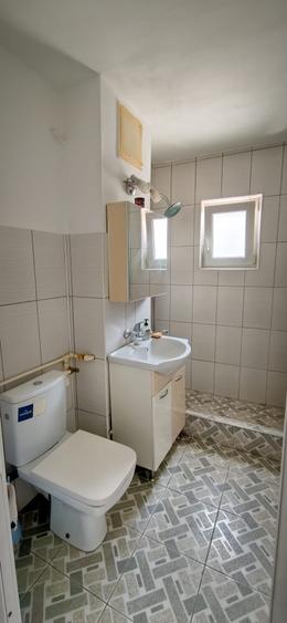 Apartament cu 2 camere decomandat în CET