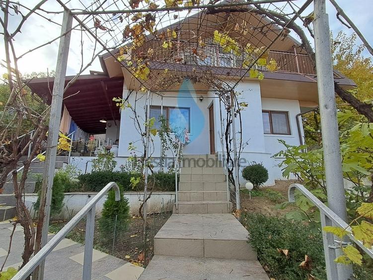 Casă cu 3 camere cu Canalizare în Galata