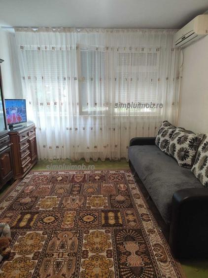 Apartament cu 2 camere semidecomandat, mobilat în Baba Novac