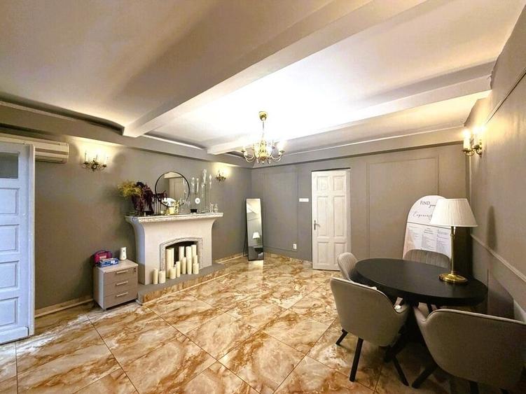 Casă cu 18 camere cu Garaj în Kiseleff
