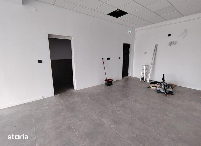 Spațiu comercial, de 195 mp, în Cug