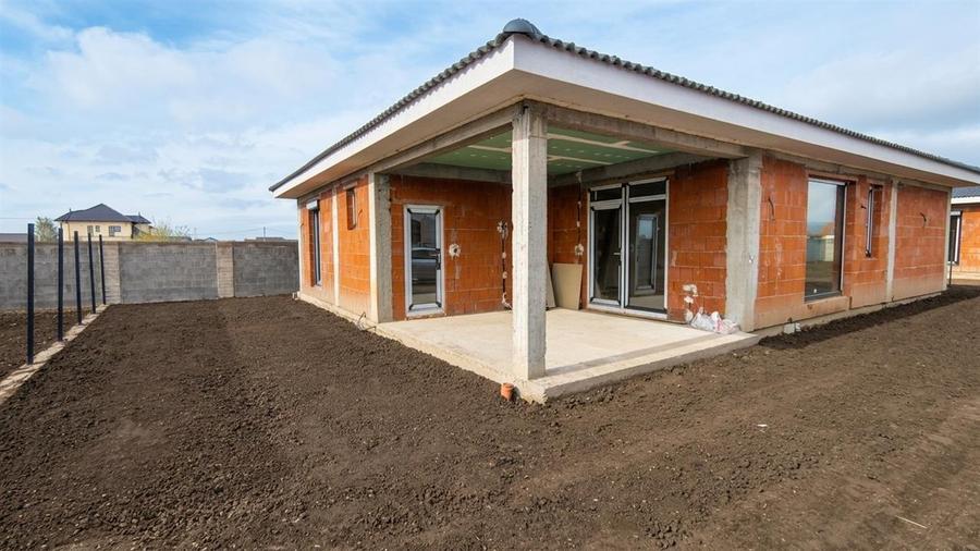 Casă cu 3 camere cu Teren 553 Mp în Fughiu