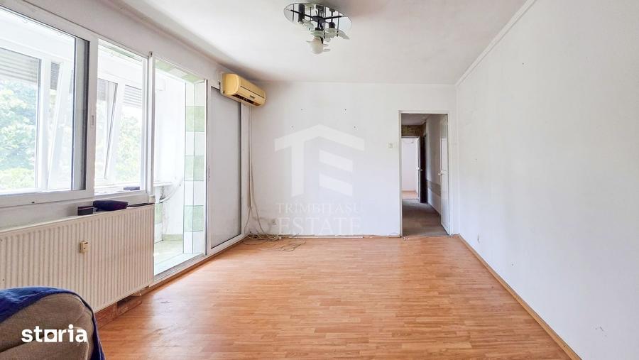 Apartament cu 4 camere în Militari