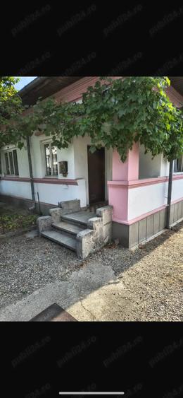 Casă cu 3 camere cu Teren 403 Mp în 1 Mai