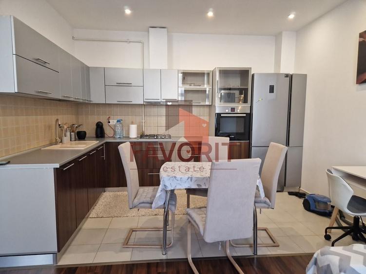 Apartament cu 2 camere semidecomandat, mobilat în Soarelui