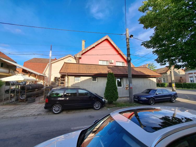 Spațiu comercial, în Central