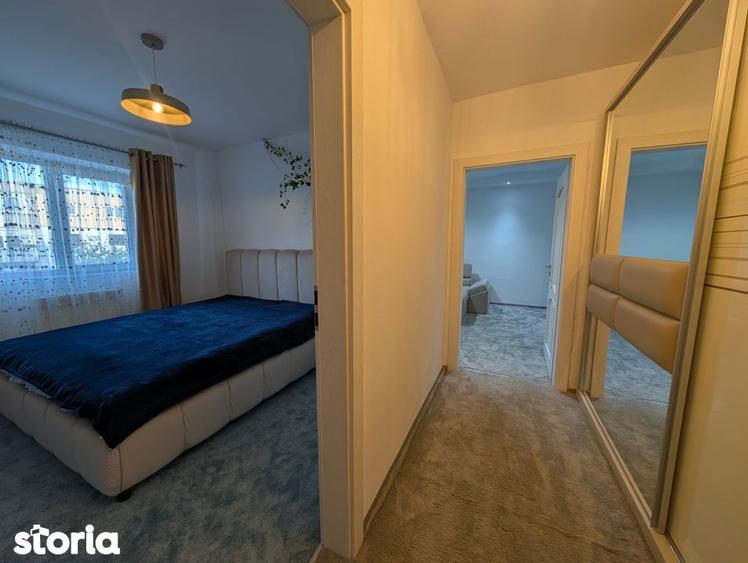 Renovat, 2 camere decomandate - 64 mp , etaj intermediar, Nord - 12
