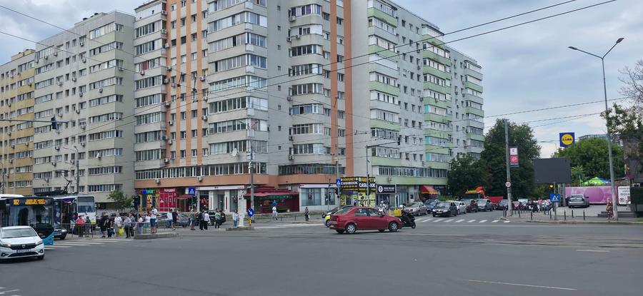 Spațiu comercial, de 88 mp, în Rahova