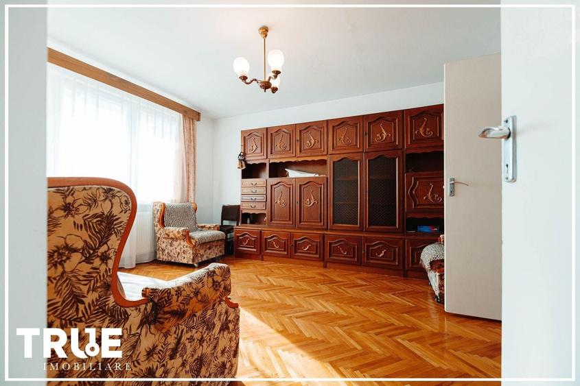 Apartament cu 2 camere decomandat în Mureșeni
