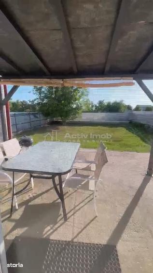 Casă cu 5 camere cu Teren 500 Mp în Crevedia