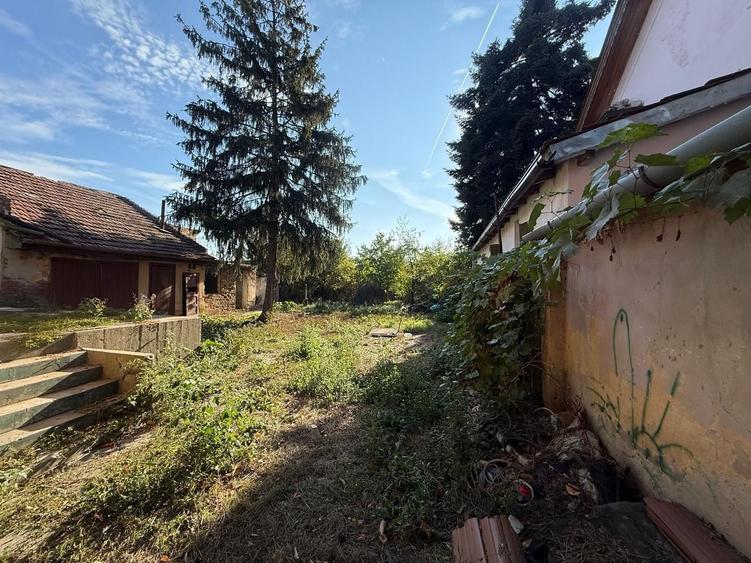 Casă individuală cu 4 camere cu Canalizare în Freidorf