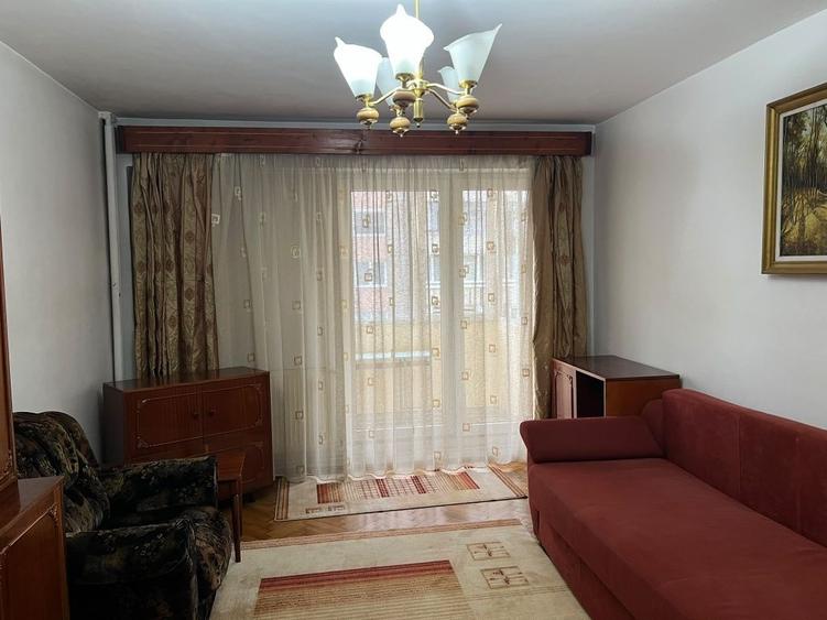Apartament cu 2 camere decomandat în Tudor