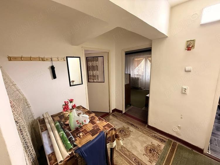 Apartament cu 3 camere decomandat în Ultracentral