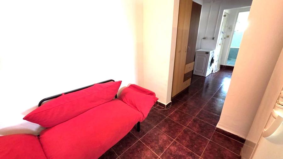 Apartament cu 3 camere decomandat în Nord-Est