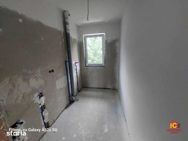 Apartament cu 3 camere în Cristian