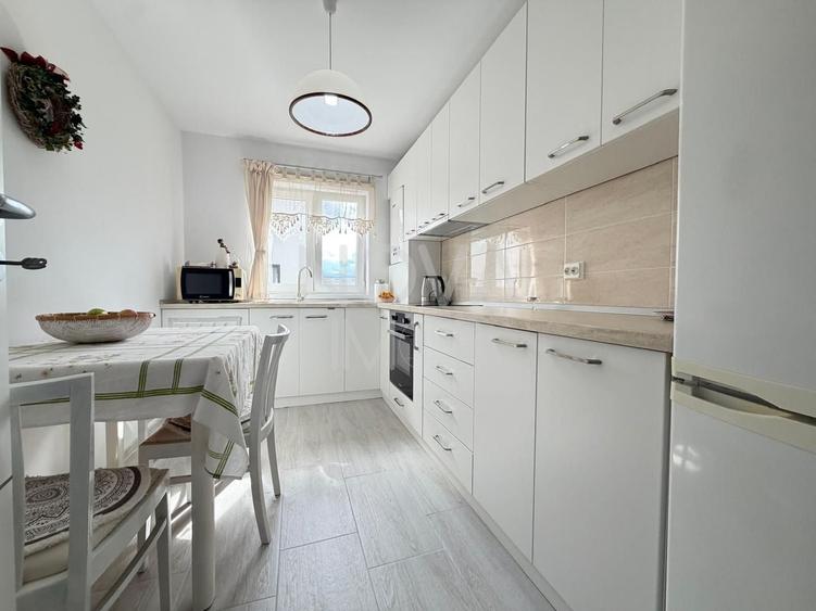 Apartament cu 2 camere semidecomandat, mobilat în Șelimbăr