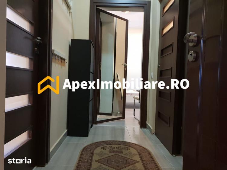 Apartament cu 3 camere decomandat în Domenii