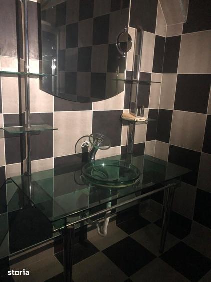 Apartament cu 6 camere în Străulești