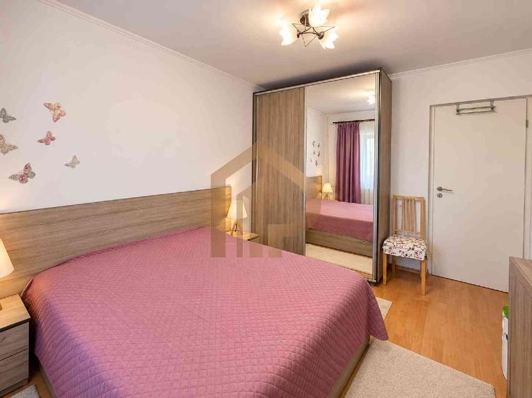Apartament cu 3 camere decomandat în Drumul Taberei