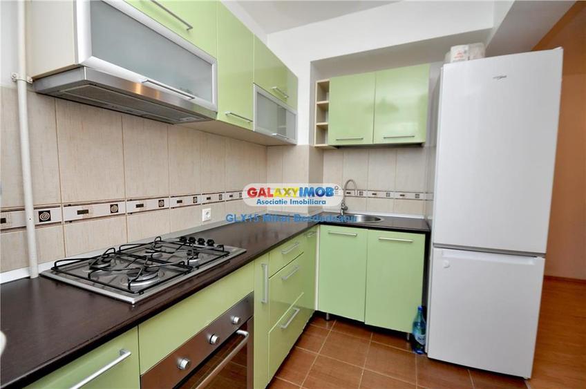Apartament cu 2 camere decomandat, mobilat în Băneasa