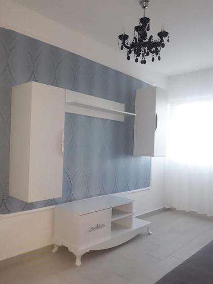 Apartament cu 2 camere decomandat în Valea Adâncă