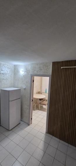 Apartament cu 2 camere decomandat în Valea Adâncă