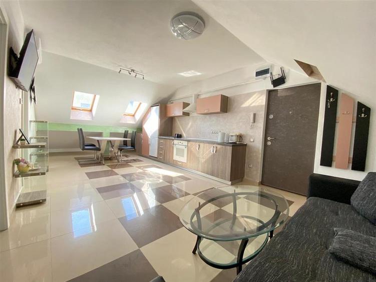 Apartament 2 camere zona Trei Stejari - 3