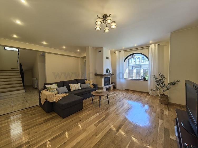 Casă individuală cu 5 camere cu Piscina în Pipera