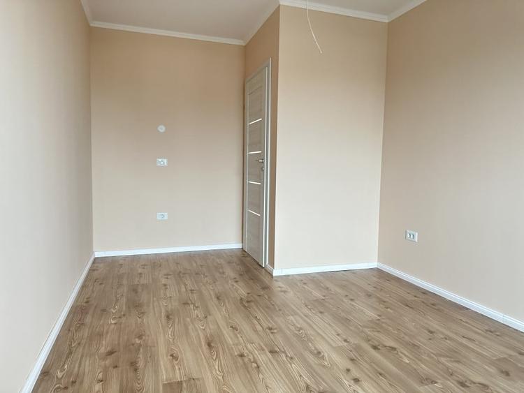 Duplex cu 4 camere cu Canalizare în Dumbrăvița