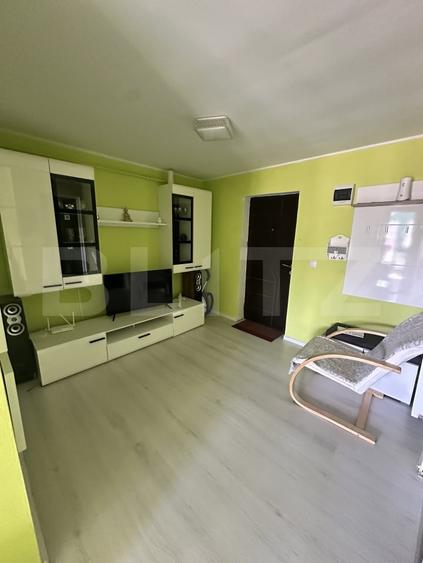Apartament cu 2 camere semidecomandat, mobilat în Independenței