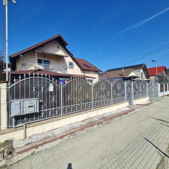 Casă cu Teren 320 Mp în Valea Mare