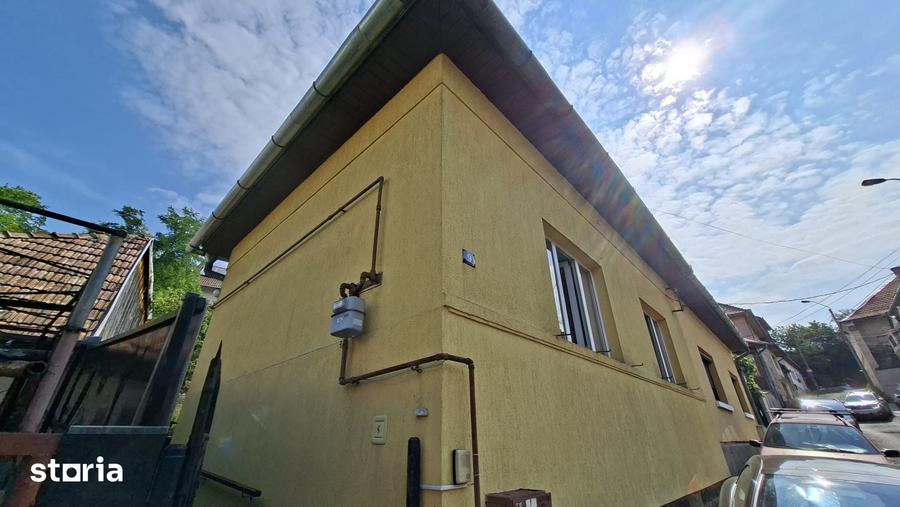 Casă cu 2 camere cu Teren 126 Mp în Central