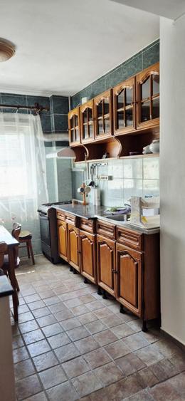 Apartament cu 2 camere semidecomandat, mobilat în Brâncoveanu