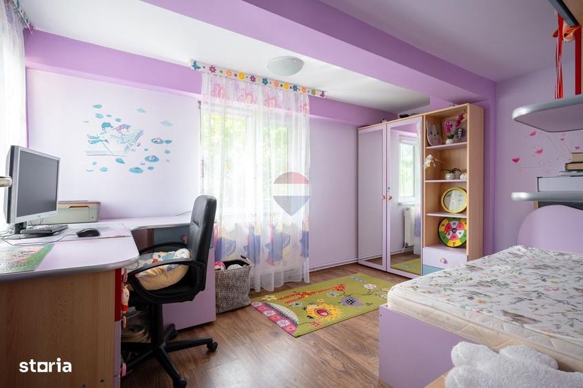 Apartament cu 3 camere în Est