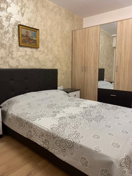 Apartament cu 3 camere decomandat, mobilat în Stadion